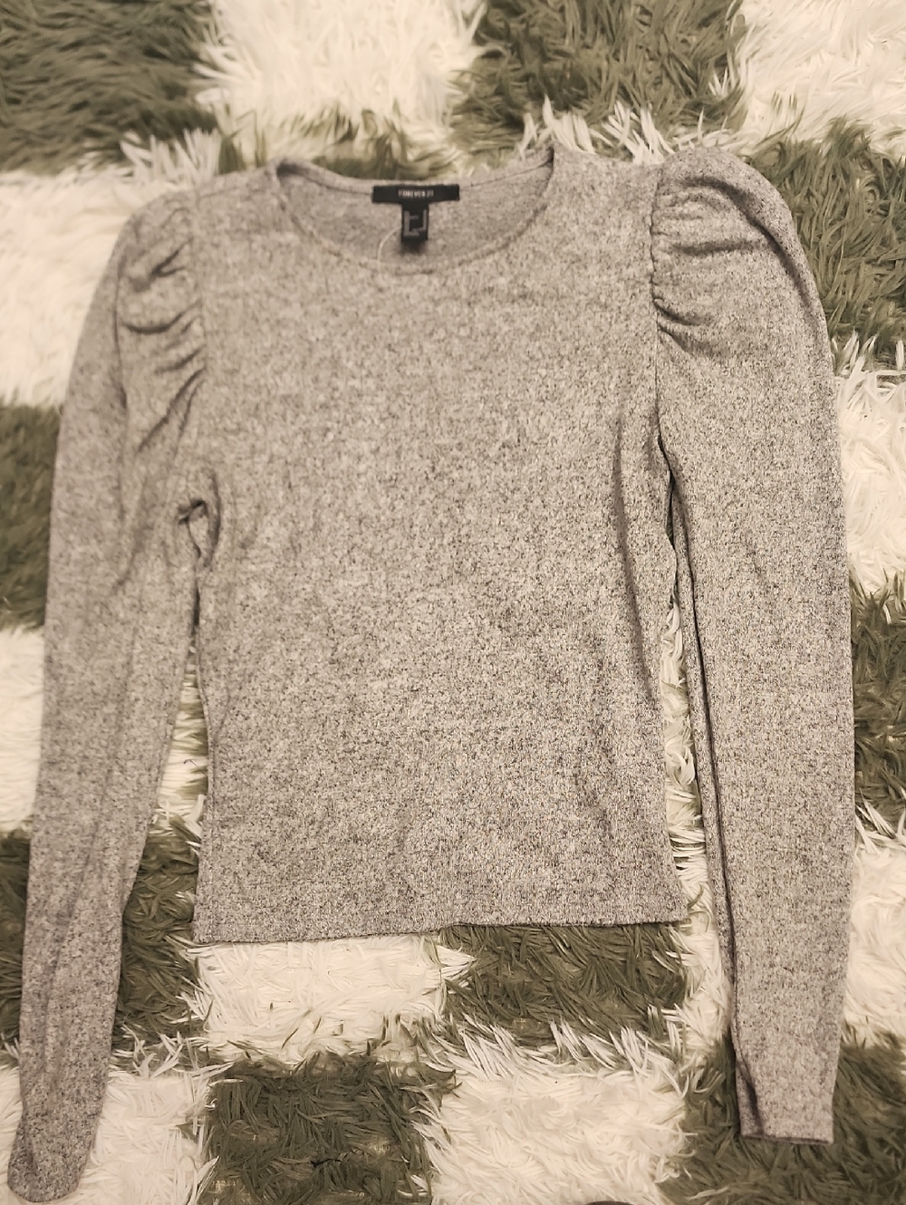 Forever 21 Grey Puff Sleeved Shirt